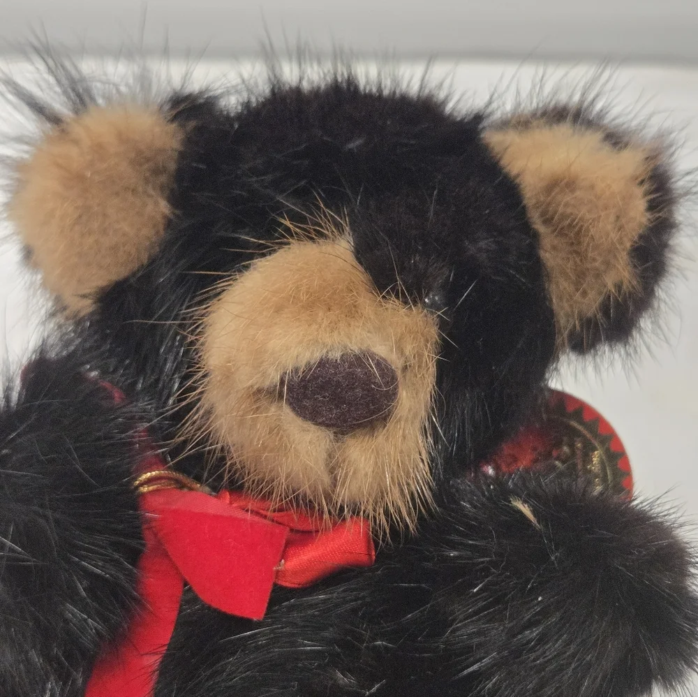 Vintage Colletible Rare Bear 1982 Third Generation Genuine Mink‎ Bear